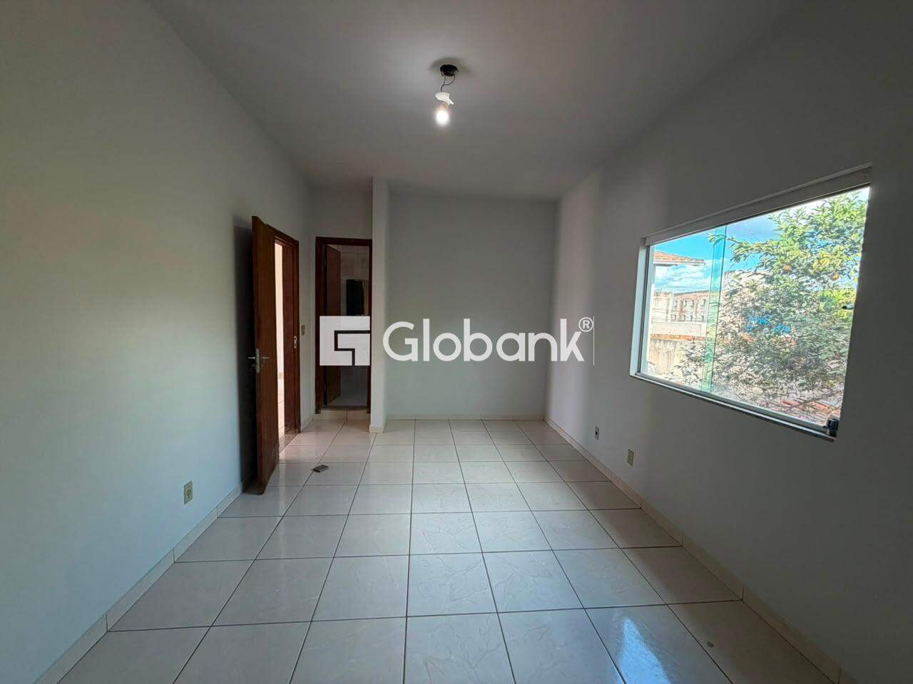 Casa 4 quartos para aluguel Panorama II 130m² Montes Claros MG: