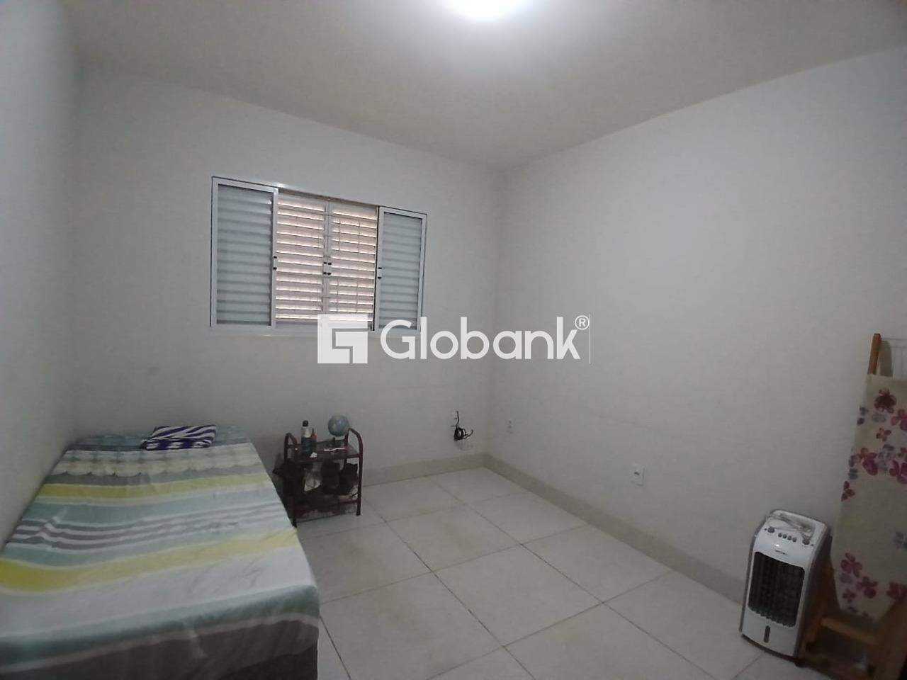 Casa 3 quartos à venda Edgar Pereira 175m² Montes Claros MG: 