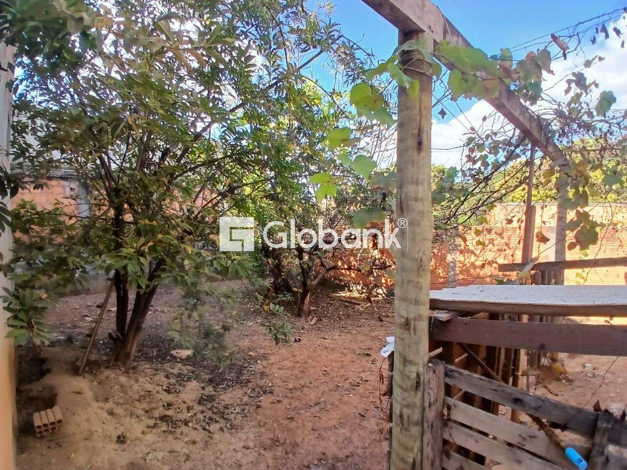 Casa 3 quartos à venda Edgar Pereira 175m² Montes Claros MG: