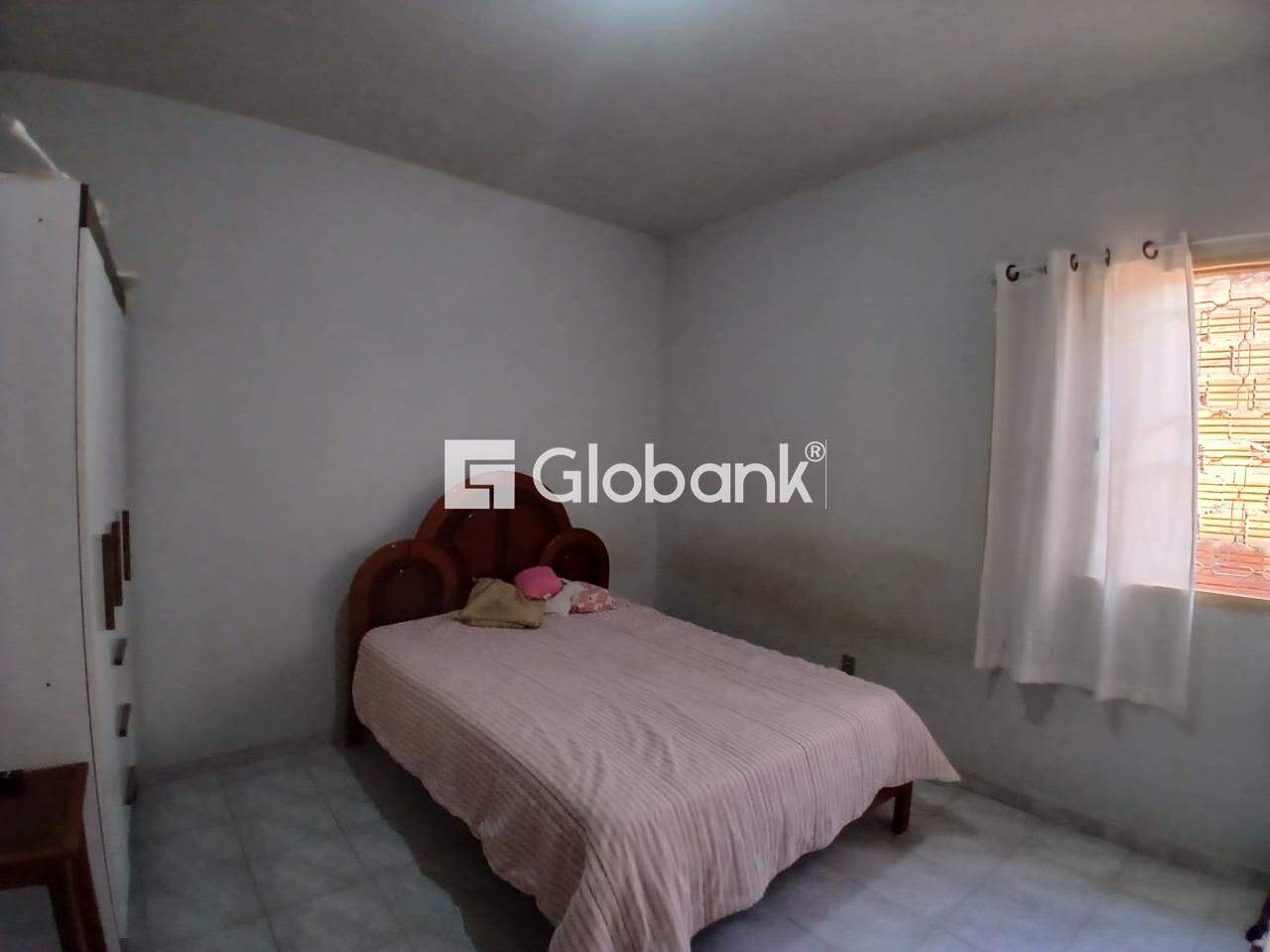 Casa 3 quartos à venda Edgar Pereira 175m² Montes Claros MG: