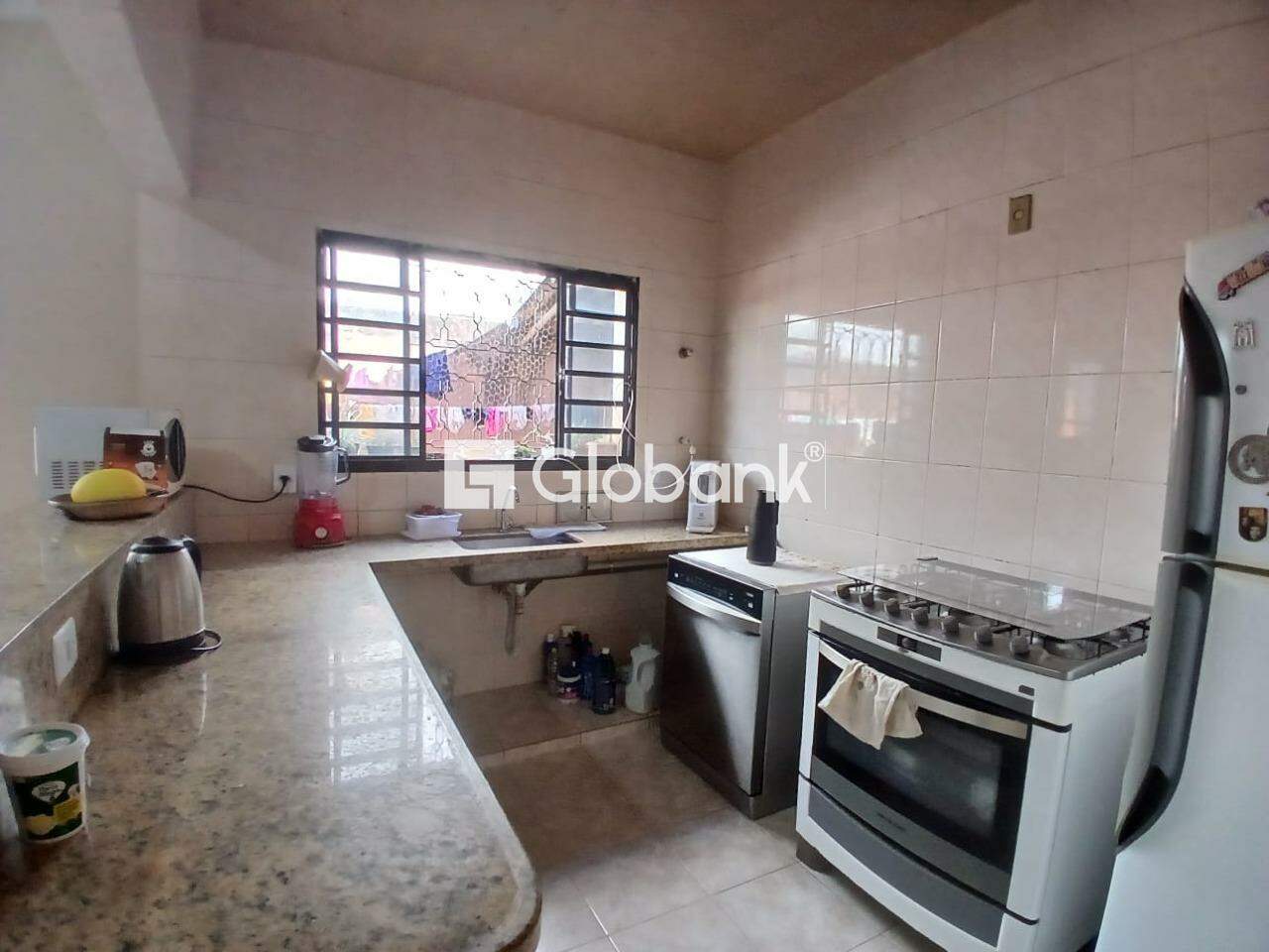 Casa 3 quartos à venda Edgar Pereira 175m² Montes Claros MG: