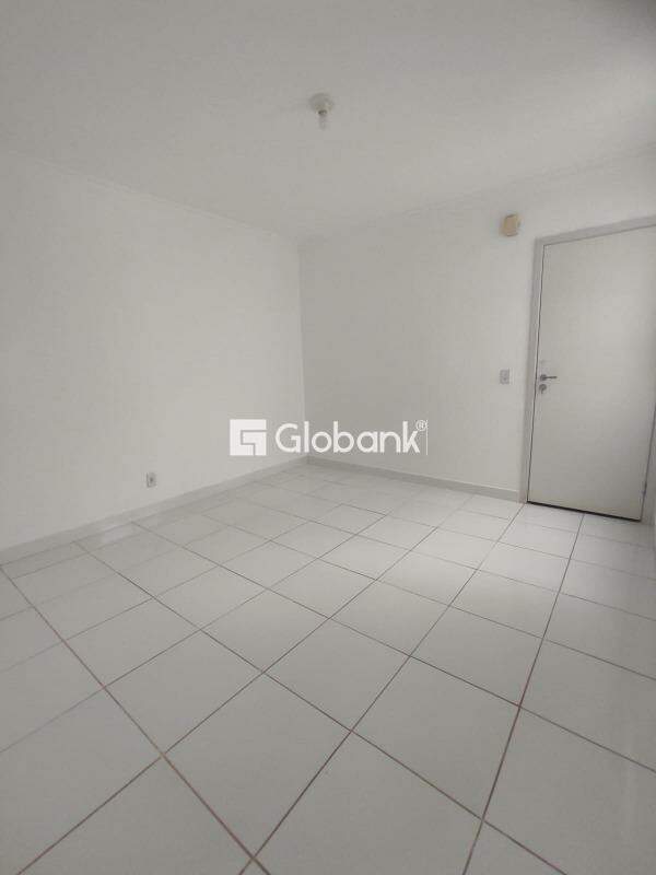 Apartamento 2 quartos à venda São Judas Tadeu 48m² Montes Claros MG: 