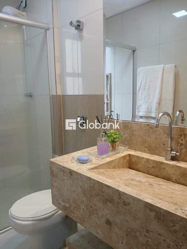 Apartamento 3 quartos à venda Centro 126m² Montes Claros MG: