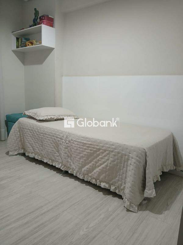 Apartamento 3 quartos à venda Centro 126m² Montes Claros MG:
