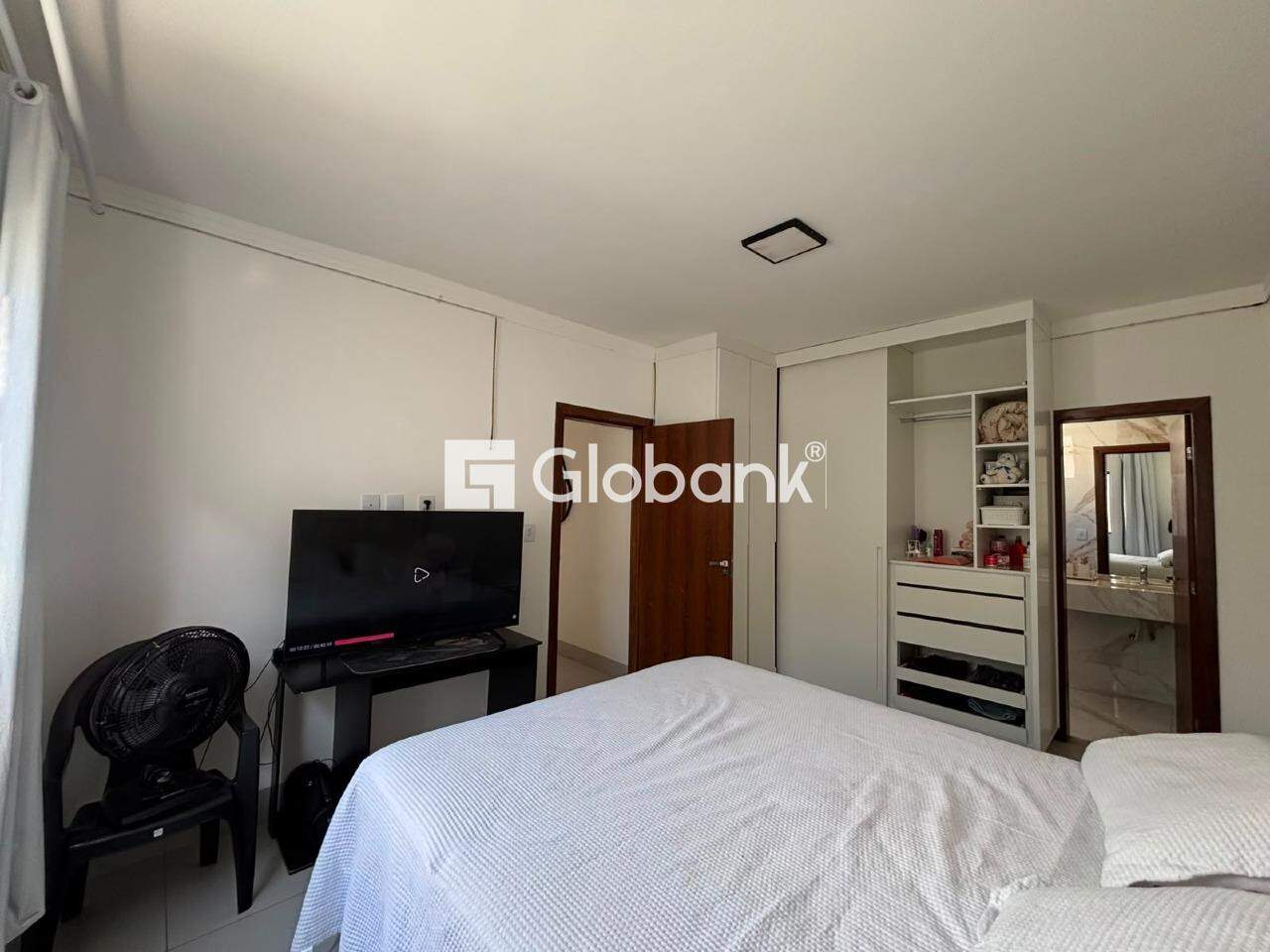 Casa 4 quartos à venda Jardim Panorama 300m² Montes Claros MG: 