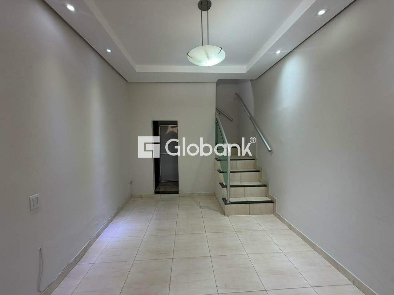 Casa 3 quartos para aluguel Alto São João 130m² Montes Claros MG: 