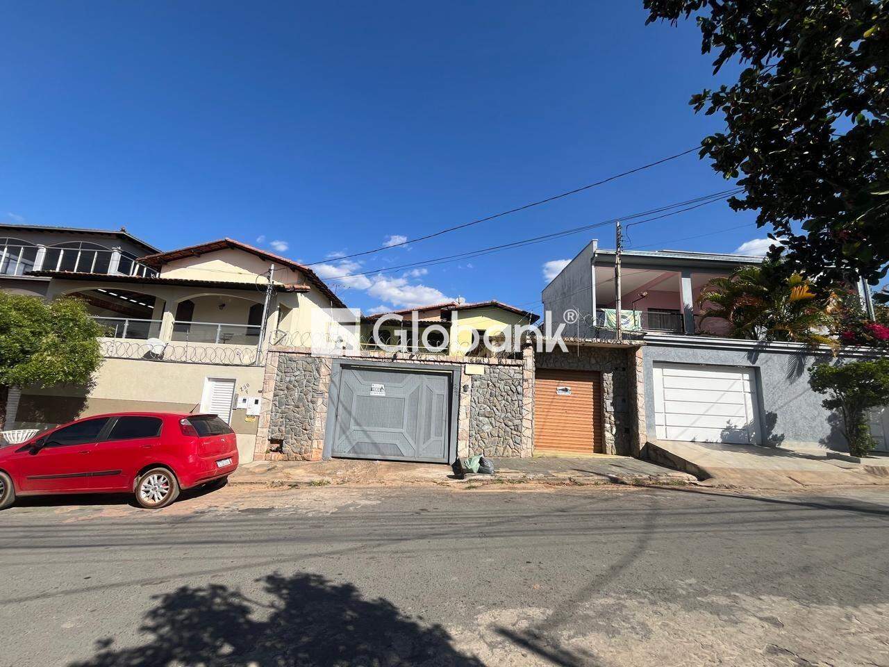 Casa 6 quartos à venda Santa Rita I 360m² Montes Claros MG: 