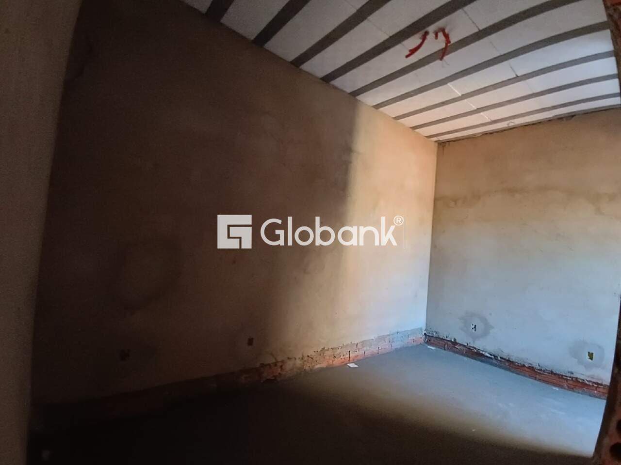 Casa 2 quartos à venda Delfino Magalhães 52m² Montes Claros MG:
