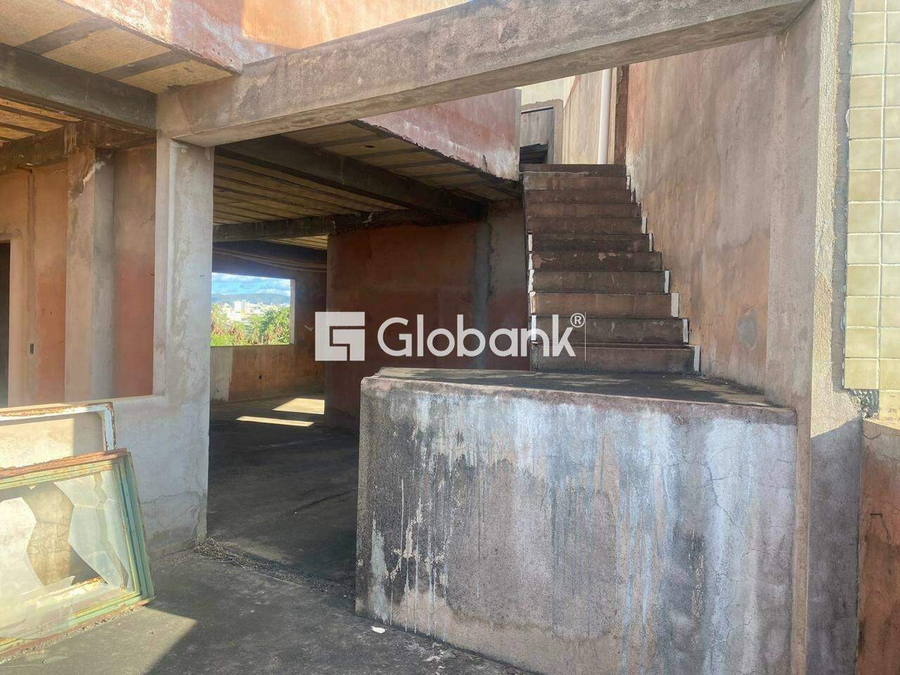 Prédio para aluguel Edgar Pereira 900m² Montes Claros MG: 