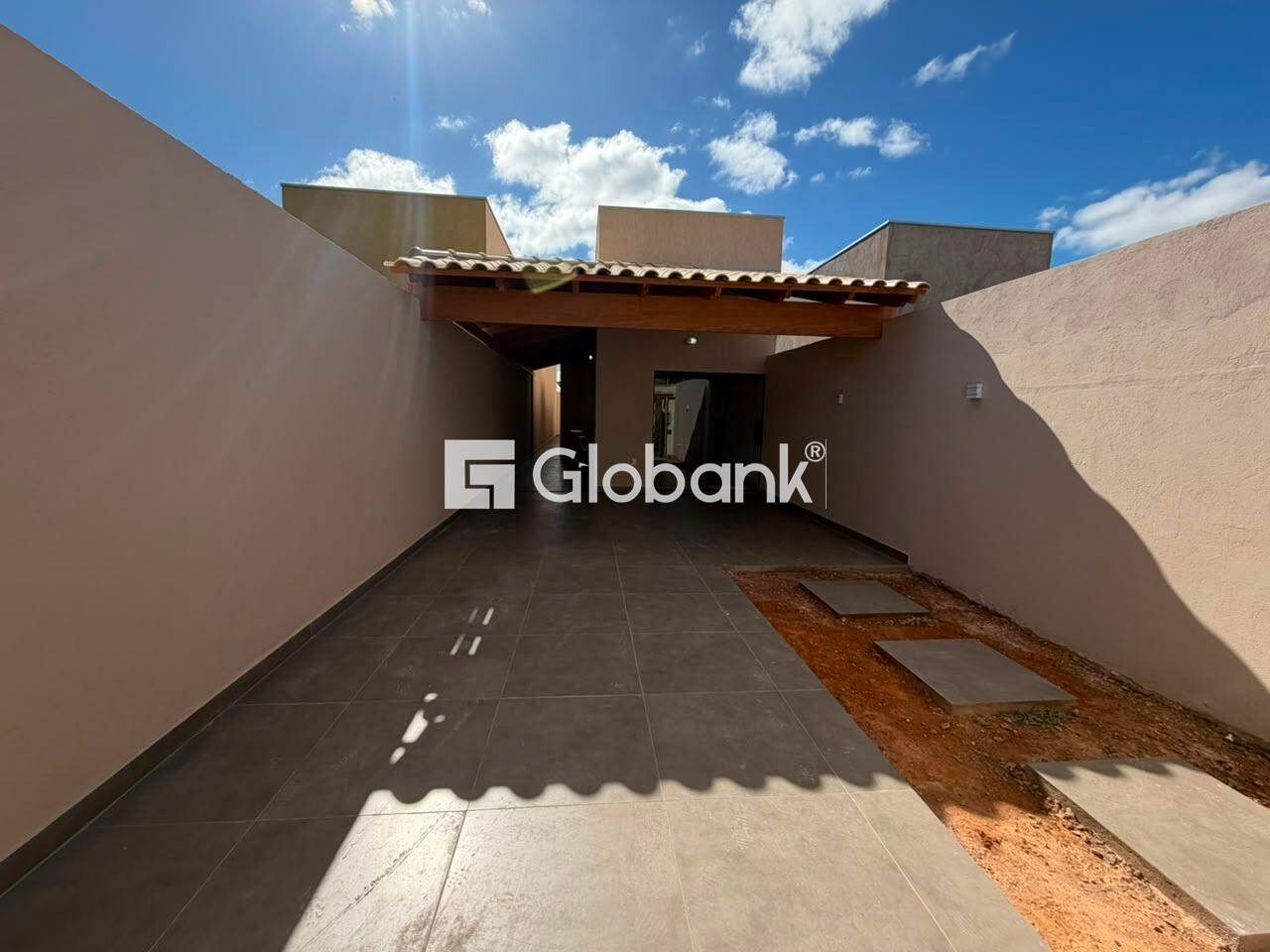 Casa 3 quartos para aluguel Renascença 70m² Montes Claros MG: