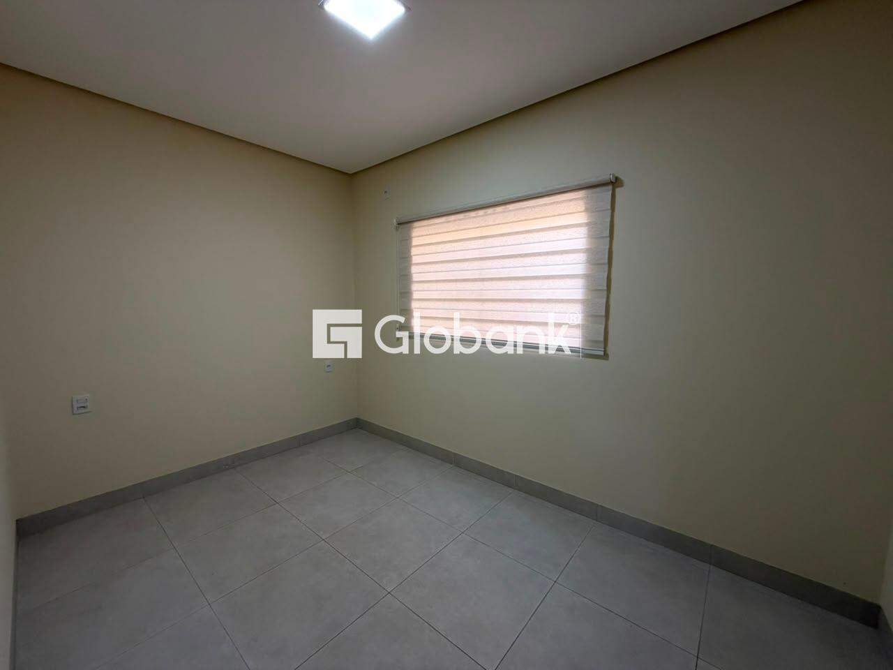 Casa 3 quartos para aluguel Edgar Pereira 110m² Montes Claros MG: