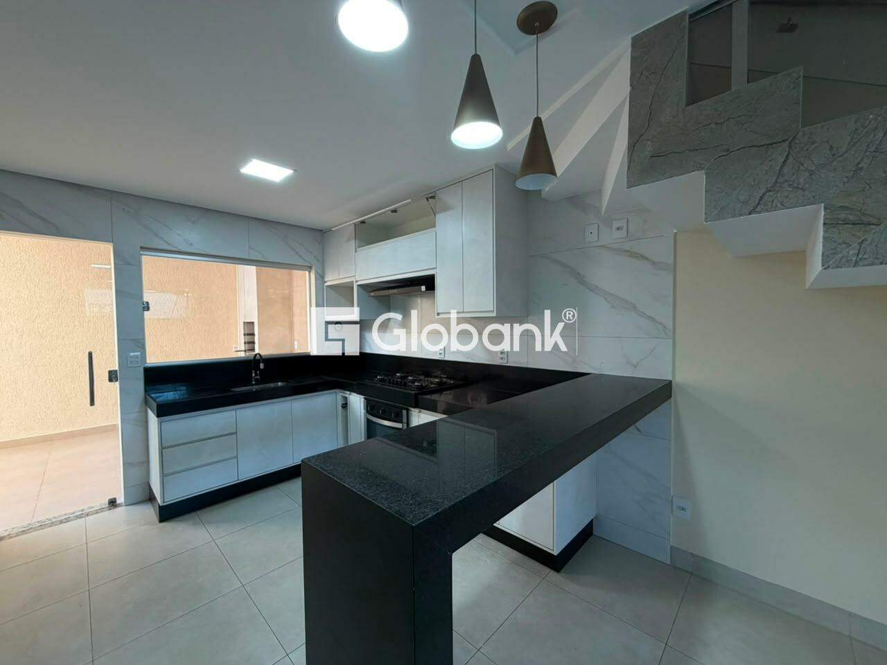 Casa 3 quartos para aluguel Edgar Pereira 110m² Montes Claros MG: