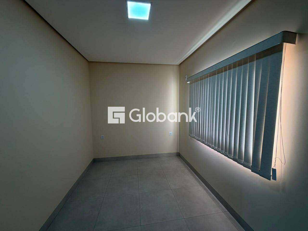 Casa 3 quartos para aluguel Edgar Pereira 110m² Montes Claros MG: