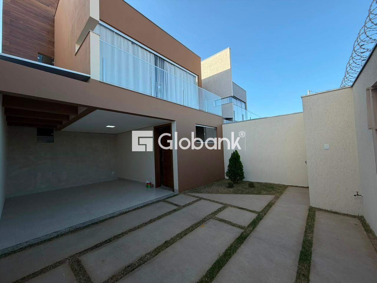 Casa 3 quartos para aluguel Edgar Pereira 110m² Montes Claros MG: 