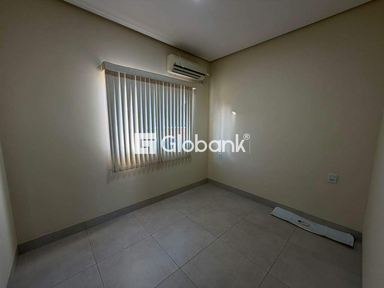 Casa 3 quartos para aluguel Edgar Pereira 110m² Montes Claros MG: