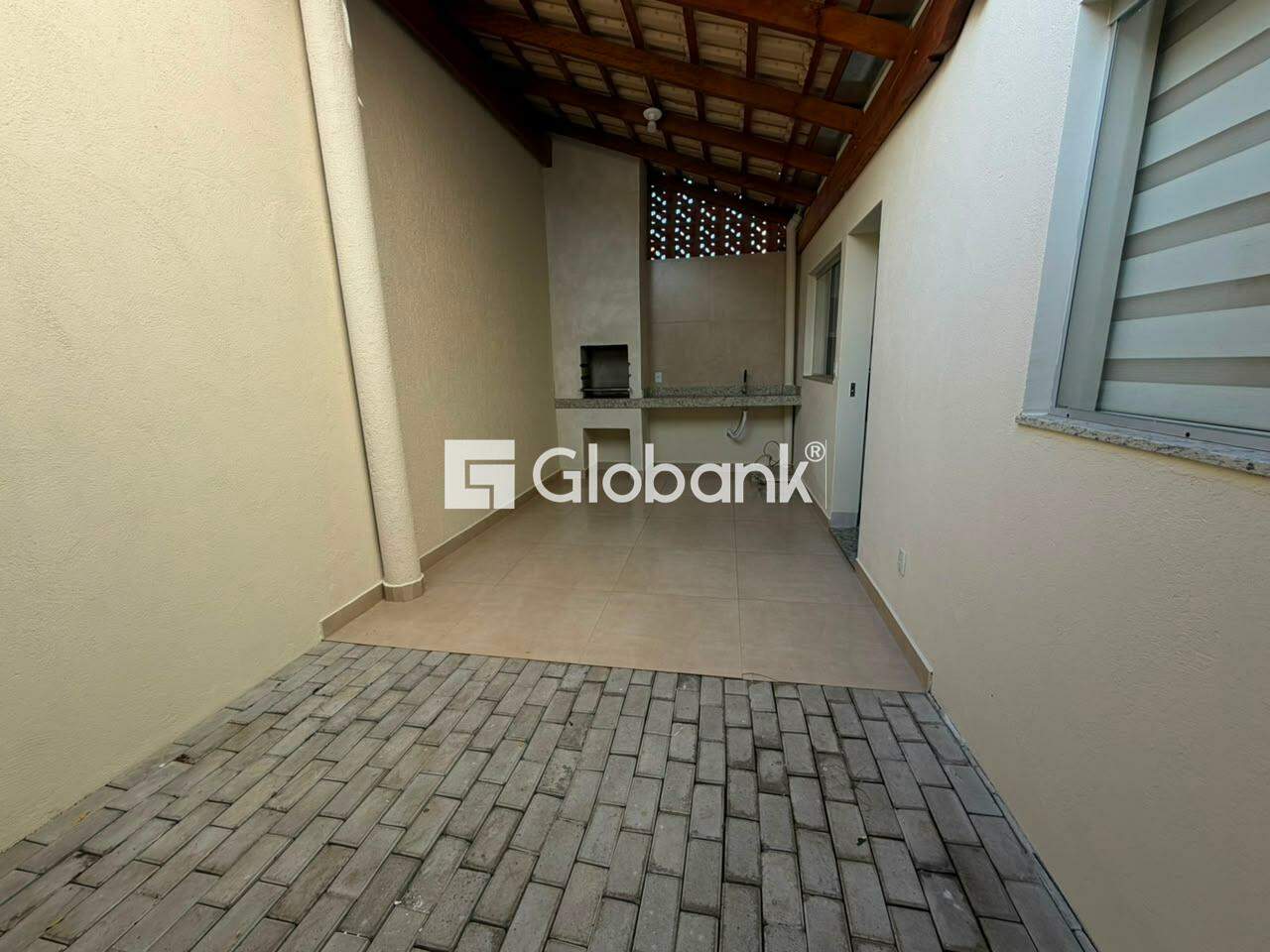 Casa 3 quartos para aluguel Edgar Pereira 110m² Montes Claros MG:
