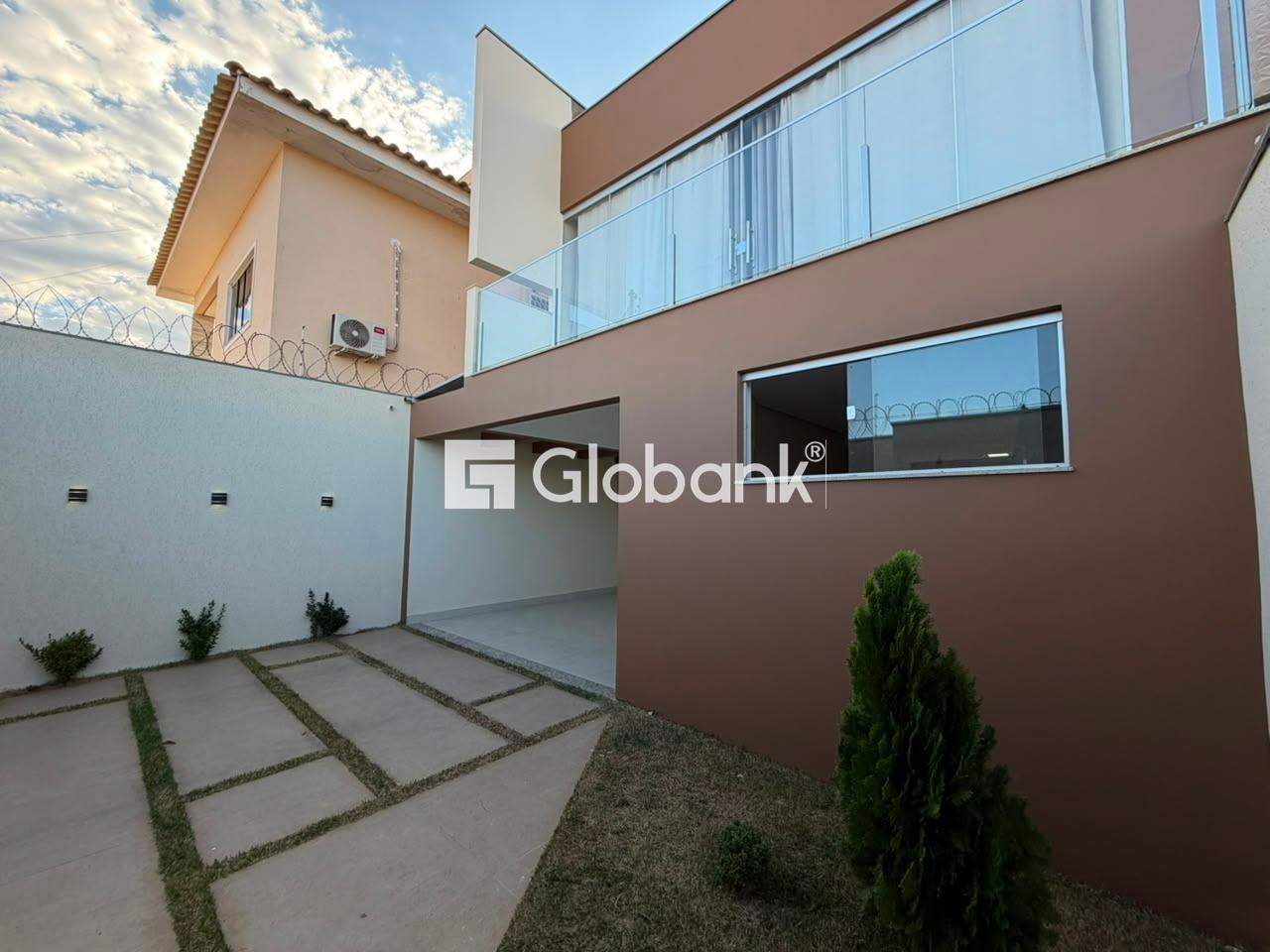 Casa 3 quartos para aluguel Edgar Pereira 110m² Montes Claros MG: 