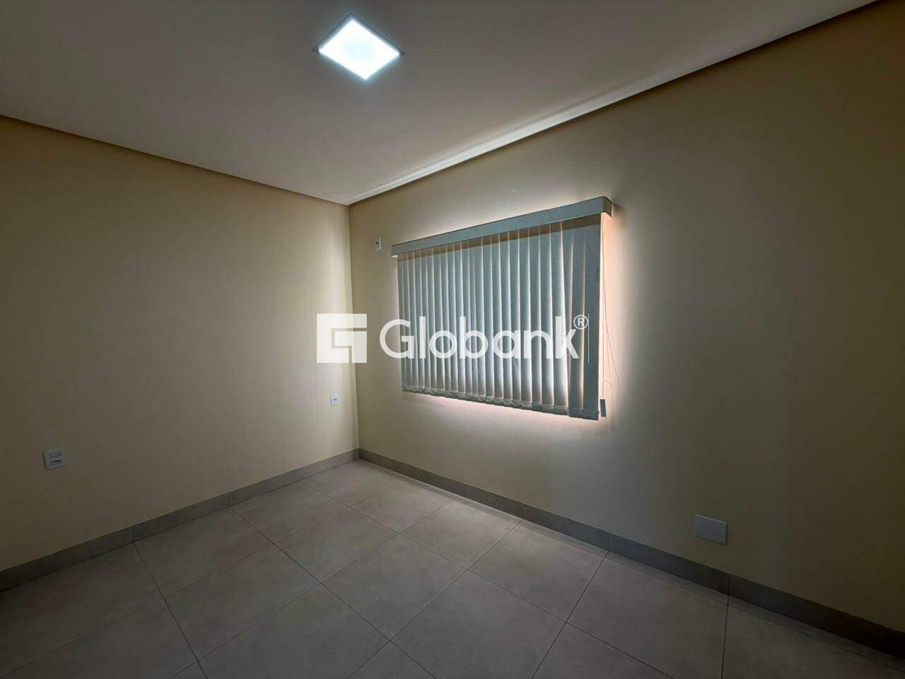 Casa 3 quartos para aluguel Edgar Pereira 110m² Montes Claros MG: