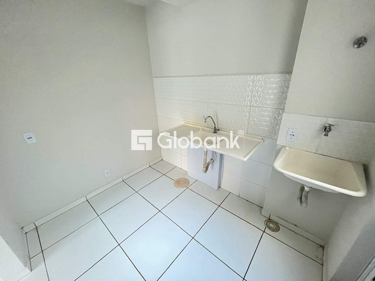 Apartamento 2 quartos para aluguel Jardim Primavera 50m² Montes Claros MG: 