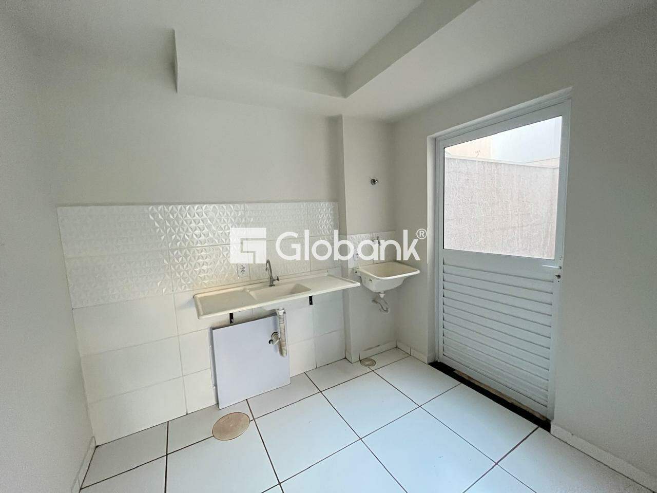 Apartamento 2 quartos para aluguel Jardim Primavera 50m² Montes Claros MG: 