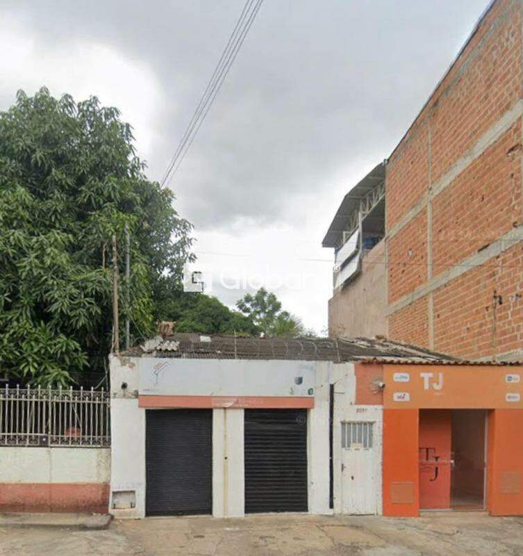 Casa 11 quartos à venda Santo Expedito 628m² Montes Claros MG: 