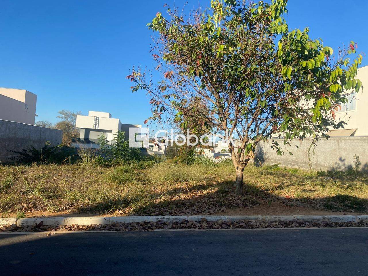 Terreno à venda Condomínio Pampulha Tênnis Residence 360m² Montes Claros MG: 