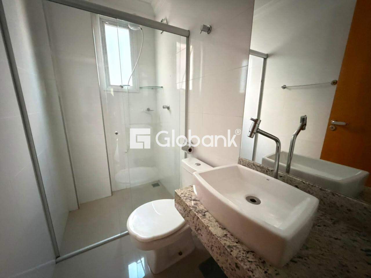Apartamento 2 quartos para aluguel Centro 65m² Montes Claros MG: 