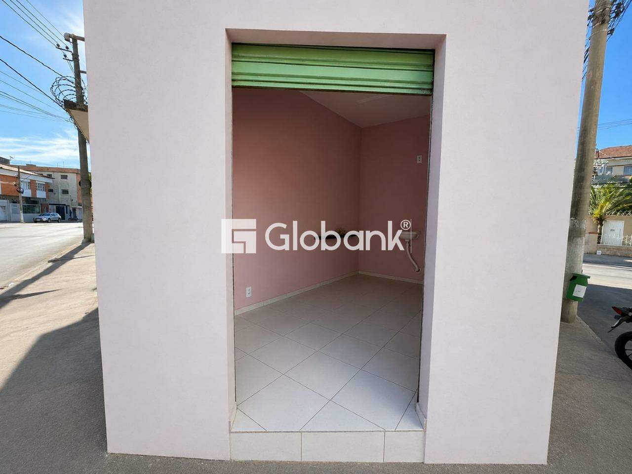 Ponto comercial para aluguel Roxo Verde 35m² Montes Claros MG: 