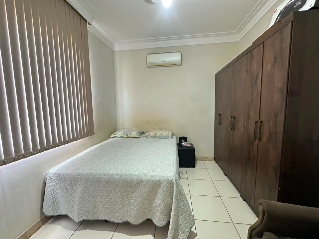 Casa 3 quartos à venda Canelas 180m² Montes Claros MG:
