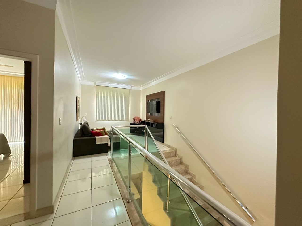 Casa 3 quartos à venda Canelas 180m² Montes Claros MG:
