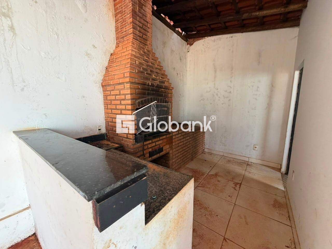 Casa 5 quartos para aluguel Independência 130m² Montes Claros MG: