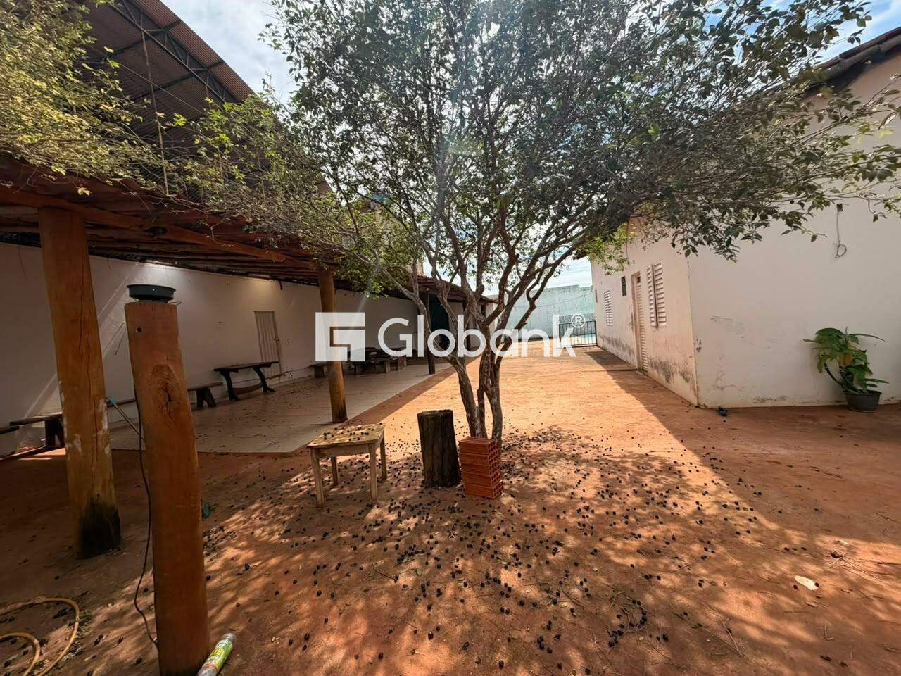 Casa 5 quartos para aluguel Independência 130m² Montes Claros MG: