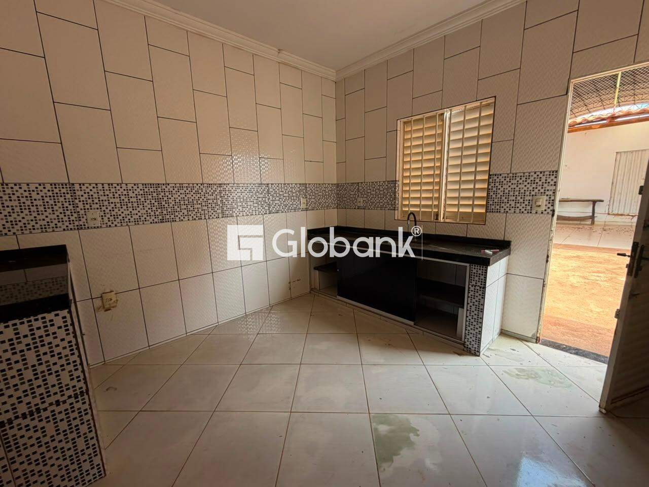 Casa 5 quartos para aluguel Independência 130m² Montes Claros MG: