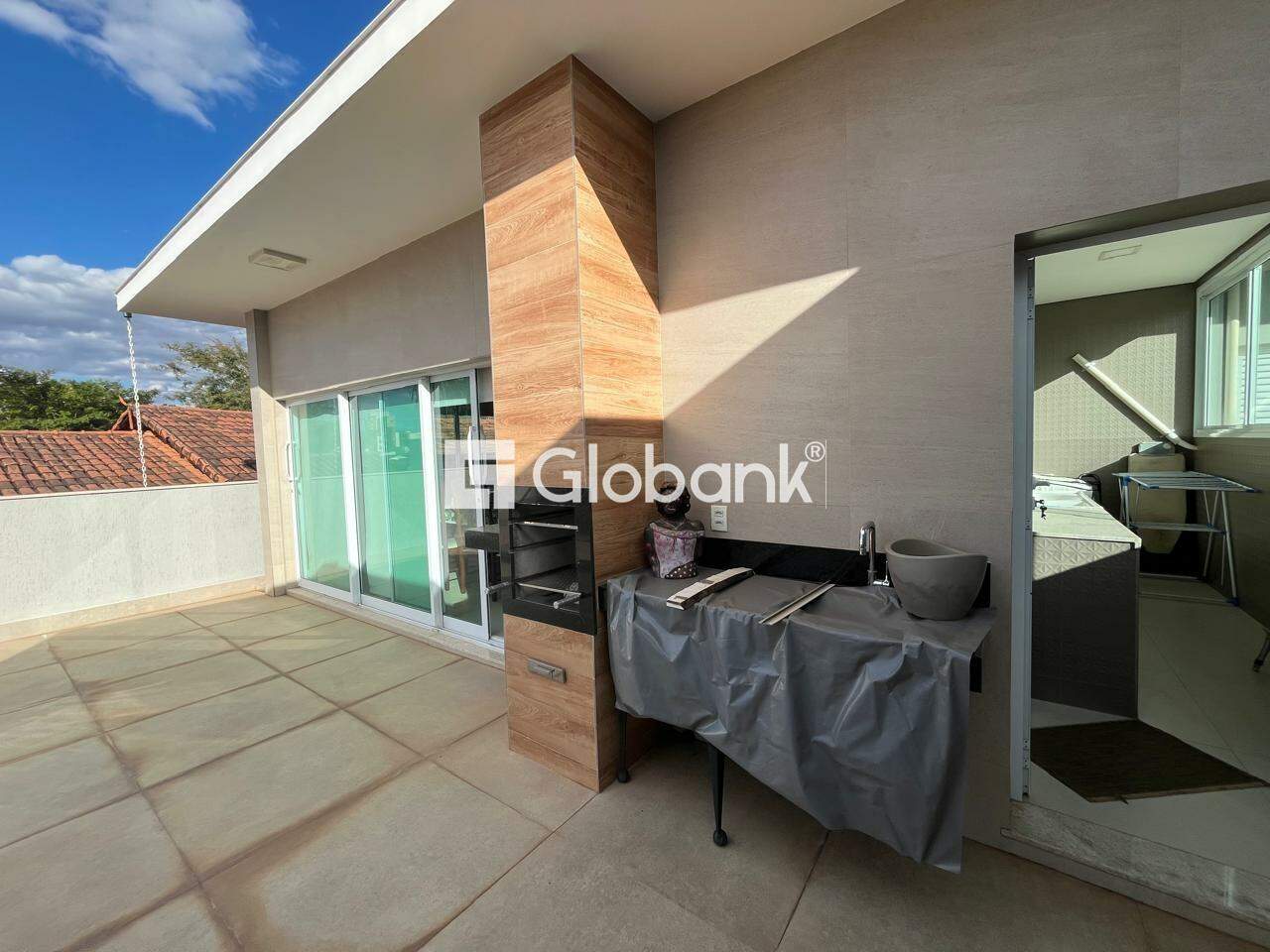 Casa 8 quartos à venda São José 385m² Montes Claros MG: 