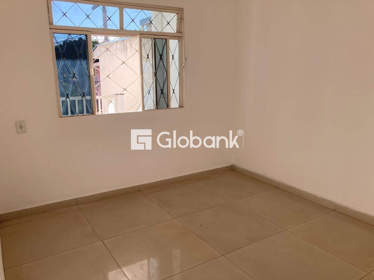 Casa 5 quartos à venda Santa Rita II 250m² Montes Claros MG: