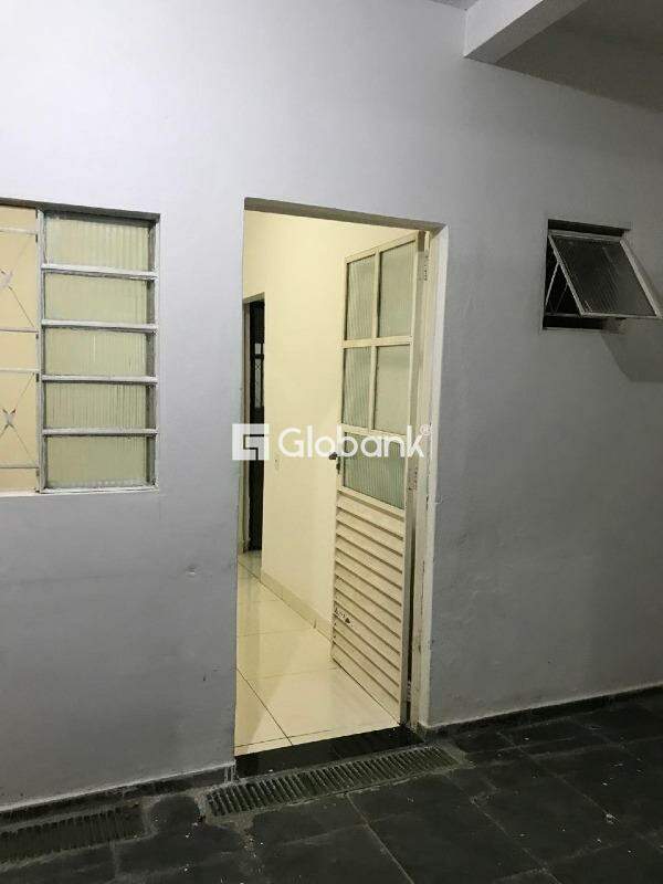 Casa 5 quartos à venda Santa Rita II 250m² Montes Claros MG: 