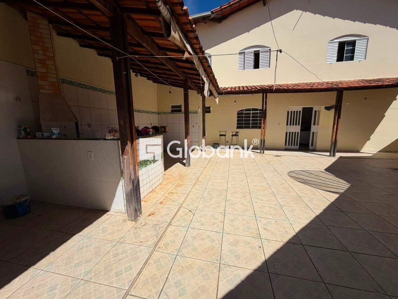 Casa 3 quartos para aluguel Edgar Pereira 140m² Montes Claros MG: 