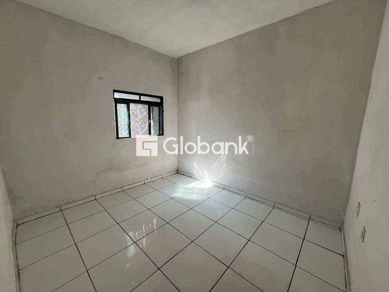 Casa 2 quartos para aluguel Santa Rita I 62,5m² Montes Claros MG: 