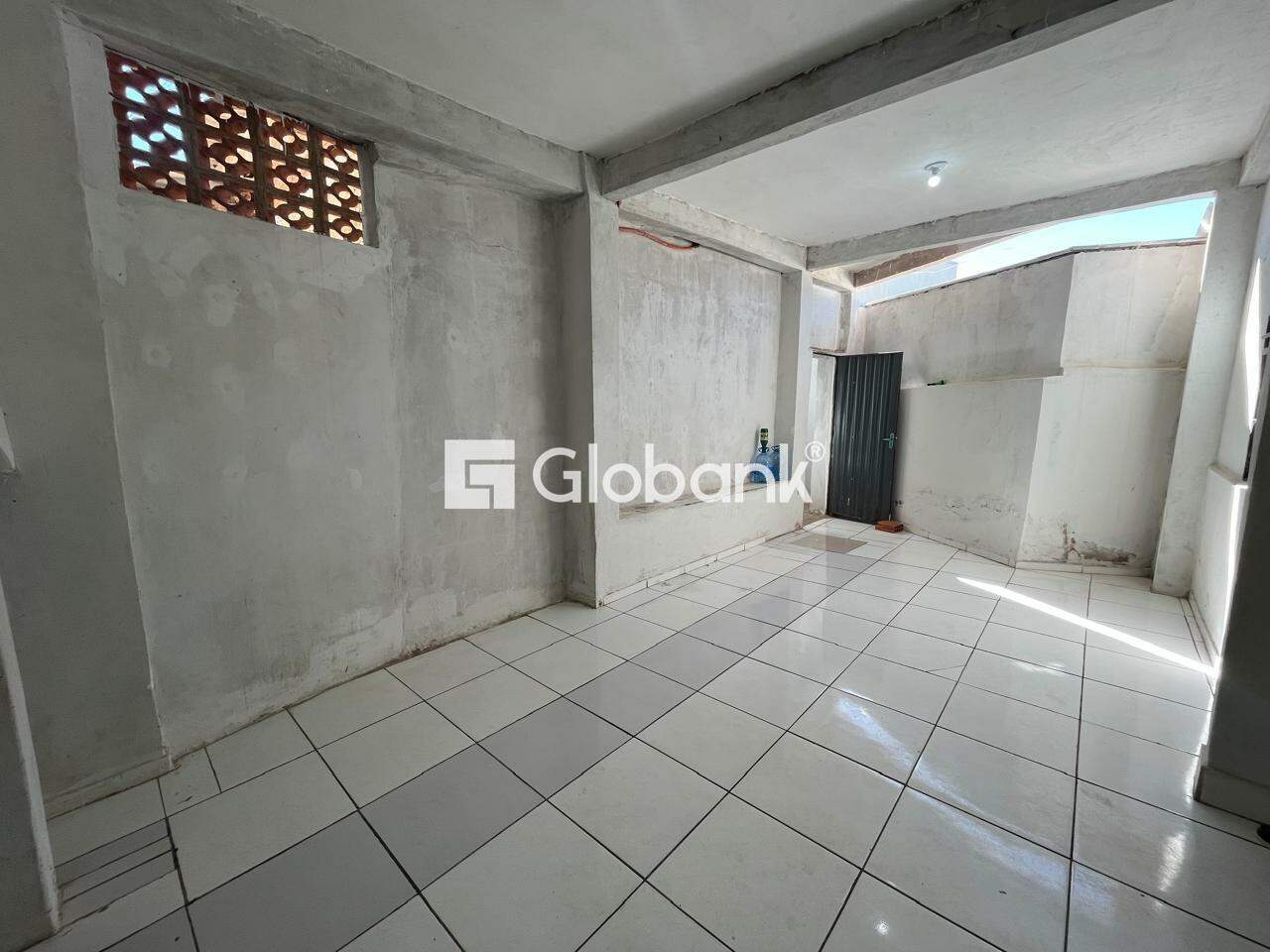Casa 2 quartos para aluguel Santa Rita I 62,5m² Montes Claros MG: