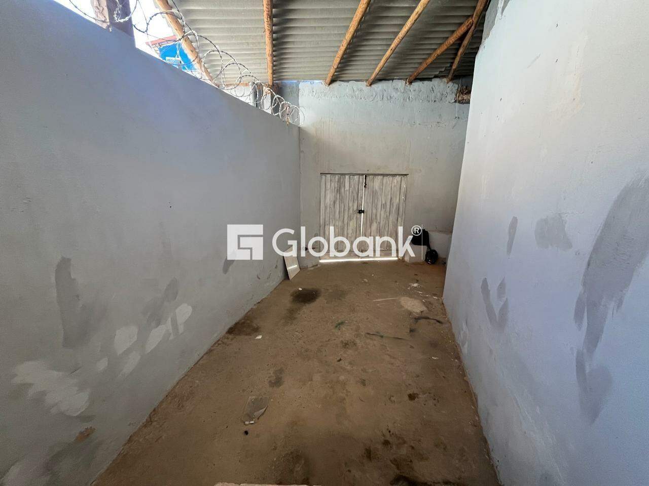 Casa 2 quartos para aluguel Santa Rita I 62,5m² Montes Claros MG: