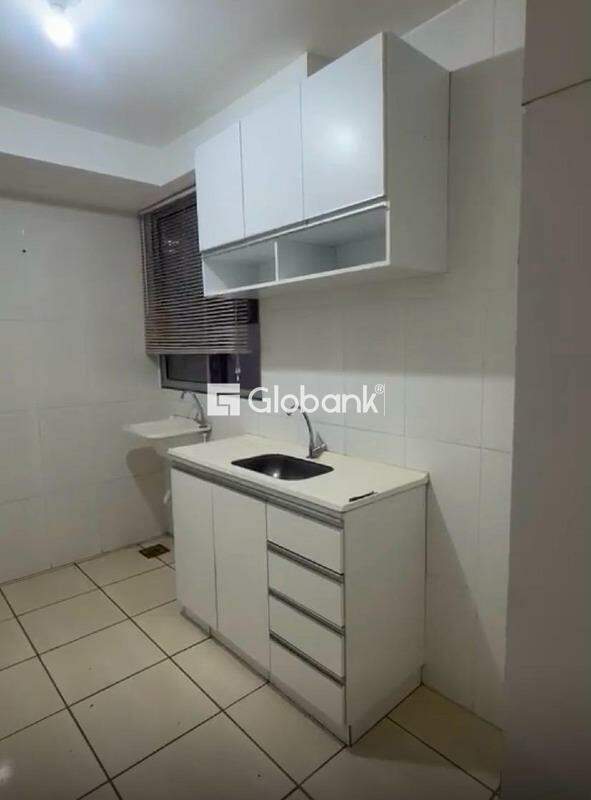 Apartamento 2 quartos para aluguel Augusta Mota 50m² Montes Claros MG: