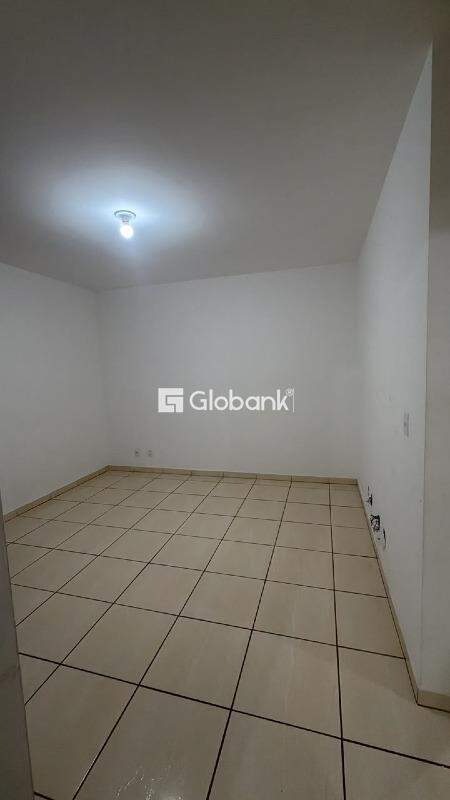Apartamento 2 quartos para aluguel Augusta Mota 50m² Montes Claros MG: