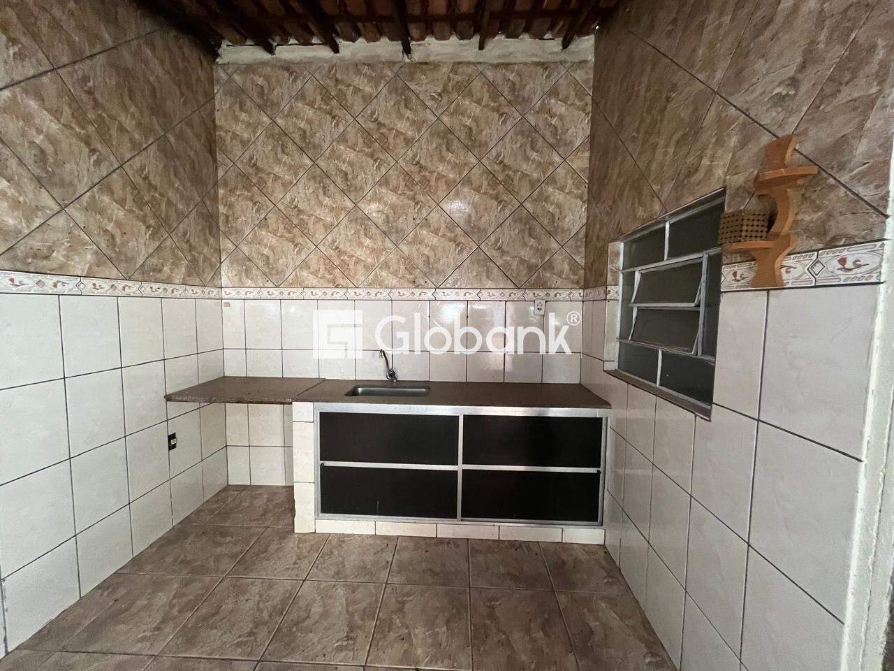 Casa 5 quartos à venda Vila Regina 360m² Montes Claros MG: