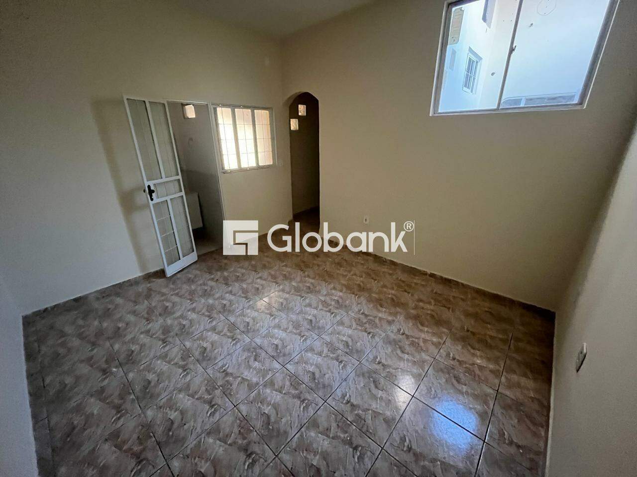 Casa 5 quartos à venda Vila Regina 360m² Montes Claros MG: