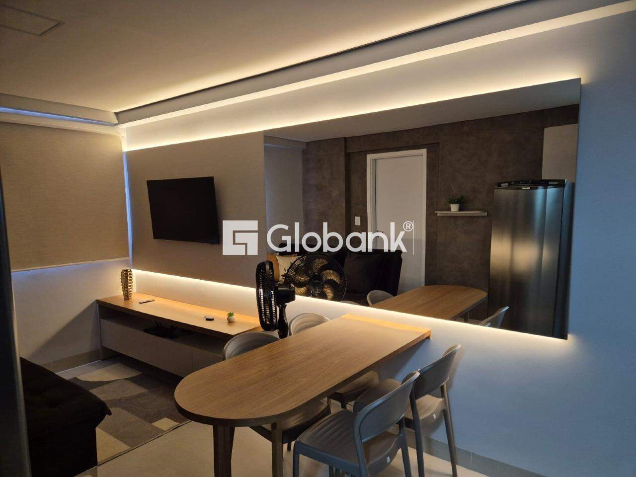 Flat 1 quarto à venda Centro 31m² Montes Claros MG: 