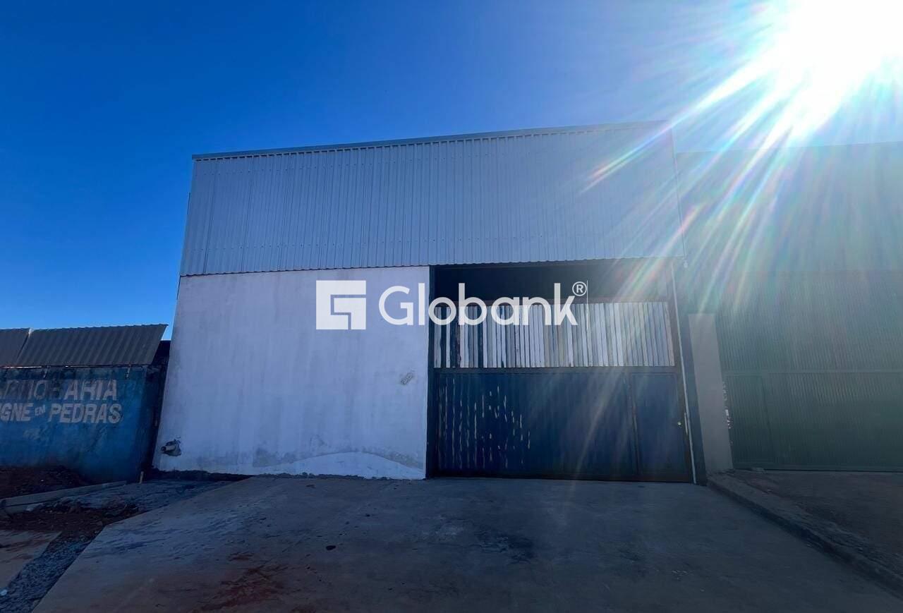 Galpão para aluguel Santa Rafaela 400m² Montes Claros MG: 