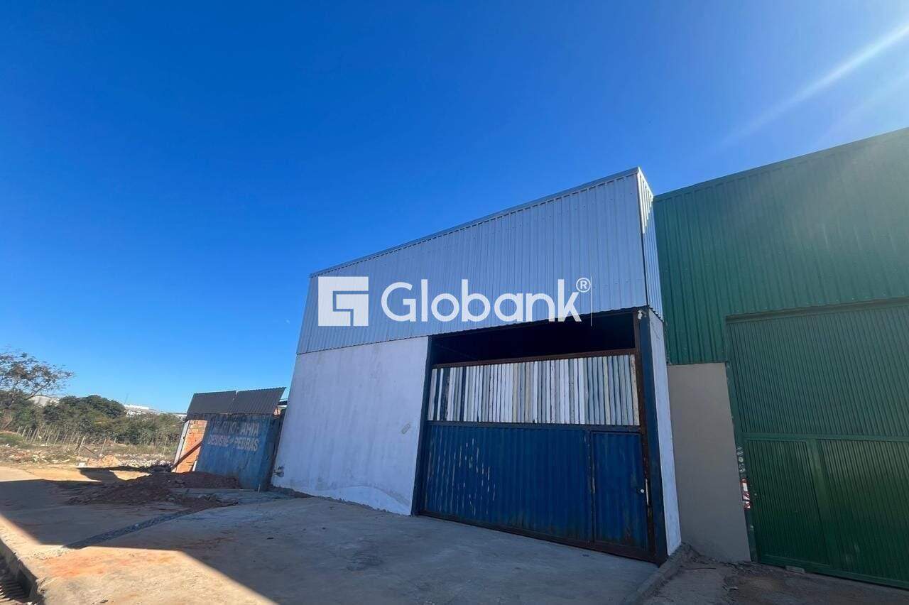 Galpão para aluguel Santa Rafaela 400m² Montes Claros MG: 