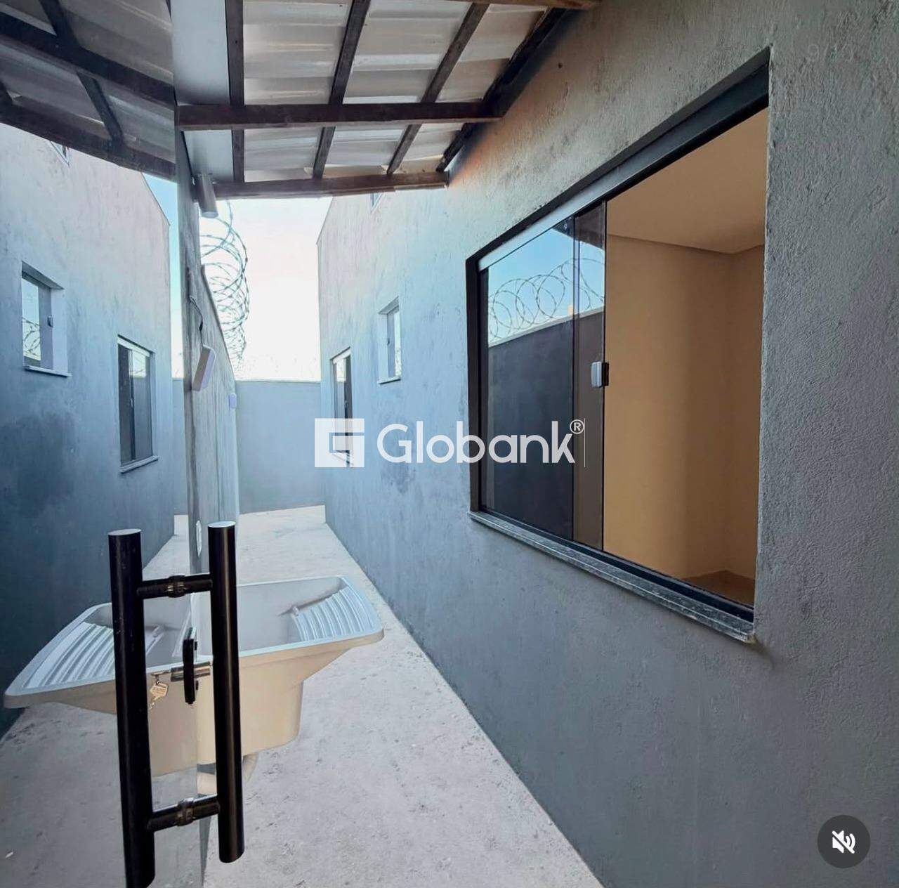 Casa 2 quartos à venda Residencial Vitoria II 50m² Montes Claros MG: