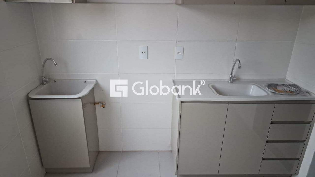 Apartamento 2 quartos para aluguel Residencial Sul Ipês 45m² Montes Claros MG:
