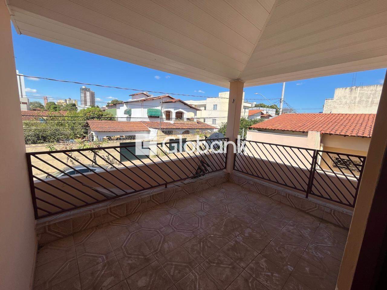 Casa 5 quartos à venda Melo 260m² Montes Claros MG: